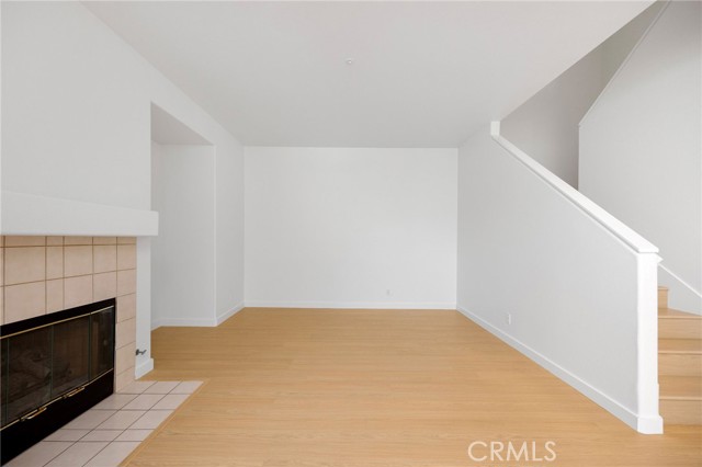 448 N Londonderry Lane, Orange CA: https://media.crmls.org/medias/d72c3683-df31-474c-a352-1844aa77cbec.jpg