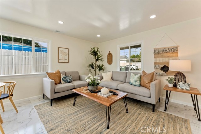 Detail Gallery Image 7 of 26 For 115 California Ave, Glendora,  CA 91741 - 2 Beds | 1 Baths