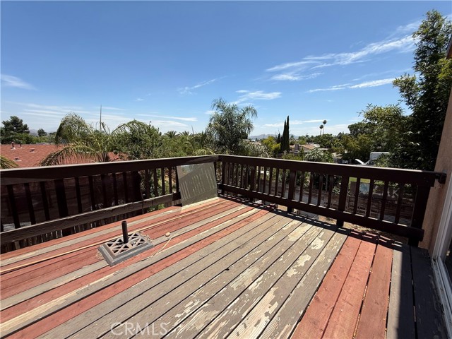 15192 Laguna Avenue, Lake Elsinore CA: https://media.crmls.org/medias/d72d4273-77c7-407d-a775-6e740a103ef4.jpg