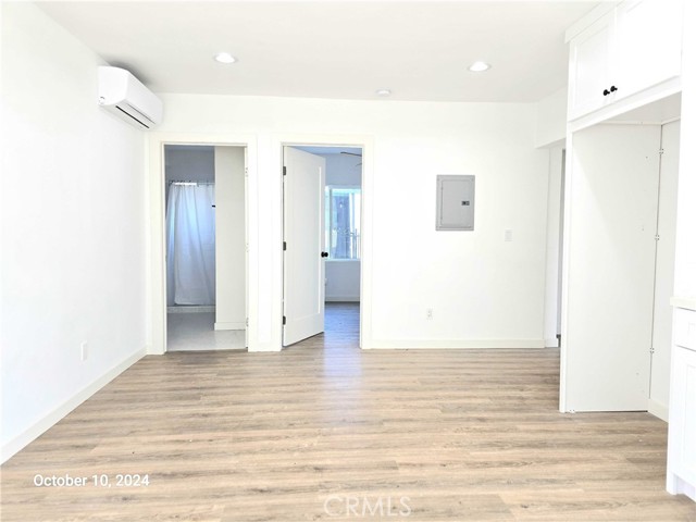 Detail Gallery Image 9 of 21 For 8524 Beverlywood St #4,  Los Angeles,  CA 90034 - 3 Beds | 2 Baths