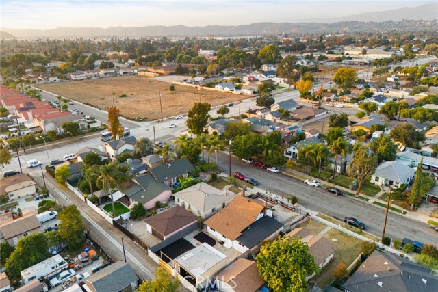 Detail Gallery Image 41 of 43 For 818 W 11th St, Pomona,  CA 91766 - 2 Beds | 2 Baths