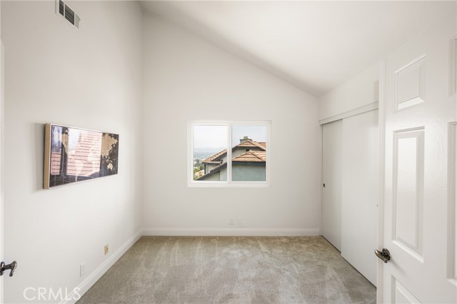 580 S Londerry Ln, Anaheim Hills CA: https://media.crmls.org/medias/d730c5bf-3f28-4aaf-b196-545a4dc74ee5.jpg