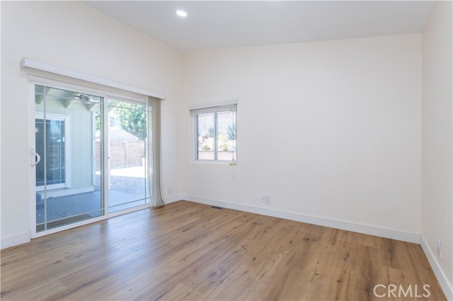 Image 25 of 40 For 20049 Canyon View