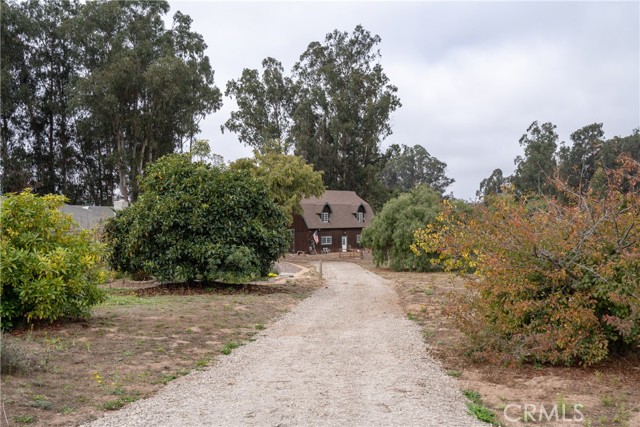 Detail Gallery Image 3 of 27 For 564 Matilija Ln, Arroyo Grande,  CA 93420 - 3 Beds | 2 Baths