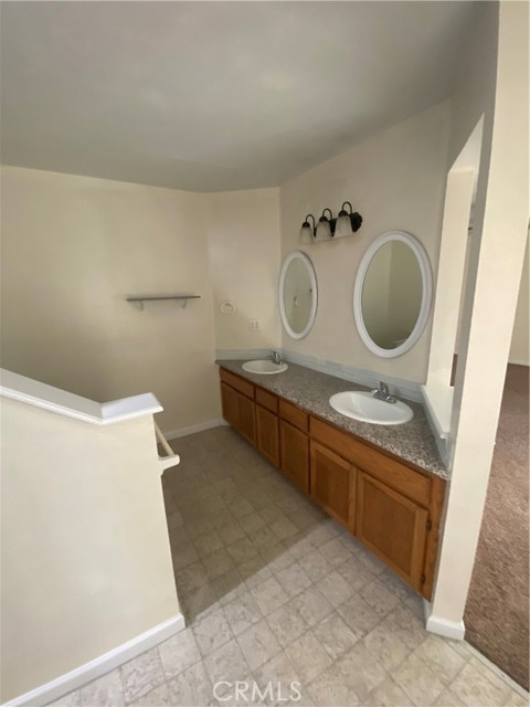 20995 Powder Horn Road, Hidden Valley Lake CA: https://media.crmls.org/medias/d73488eb-ff27-4015-a4ef-314eab8ea92a.jpg