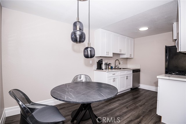 Detail Gallery Image 3 of 43 For 1000 Central Ave #19,  Riverside,  CA 92507 - 2 Beds | 2 Baths