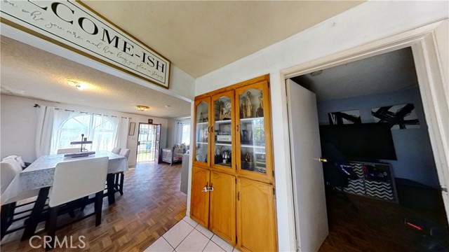 Detail Gallery Image 8 of 29 For 4701 W 167th St, Lawndale,  CA 90260 - 3 Beds | 2 Baths