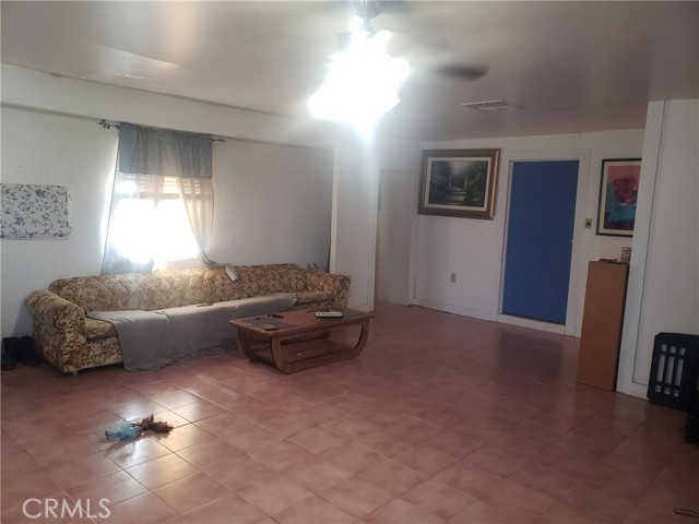 Detail Gallery Image 15 of 27 For 69626 Pluto, Twentynine Palms,  CA 92277 - 5 Beds | 2 Baths