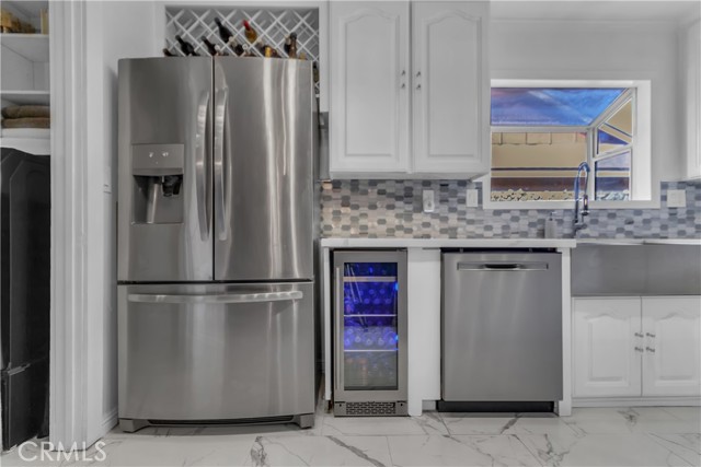 Detail Gallery Image 19 of 47 For 1324 E Turmont, Carson,  CA 90746 - 4 Beds | 3 Baths