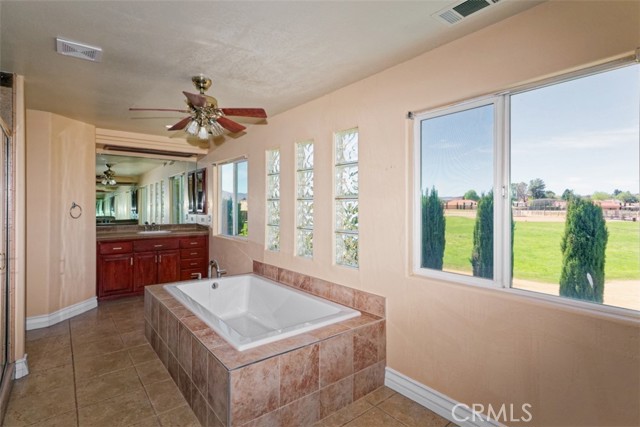 Detail Gallery Image 40 of 45 For 13030 Caspian, Victorville,  CA 92395 - 4 Beds | 3 Baths