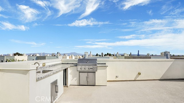 Detail Gallery Image 33 of 45 For 41 Ebb Tide, Newport Beach,  CA 92663 - 4 Beds | 3/1 Baths