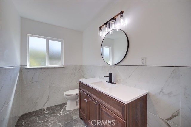Detail Gallery Image 13 of 75 For 1550 Main St, Cambria,  CA 93428 - 7 Beds | 5/1 Baths