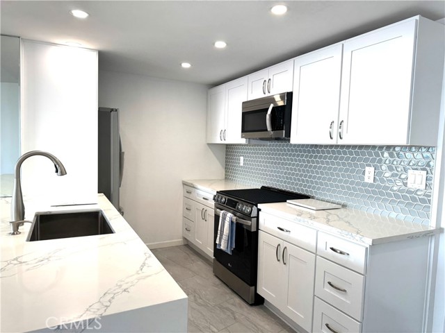 Detail Gallery Image 9 of 51 For 700 E Ocean Bld #2801,  Long Beach,  CA 90802 - 2 Beds | 2 Baths