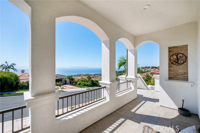 Detail Gallery Image 23 of 48 For 33 Nuvola Ct, Rancho Palos Verdes,  CA 90275 - 4 Beds | 3/1 Baths