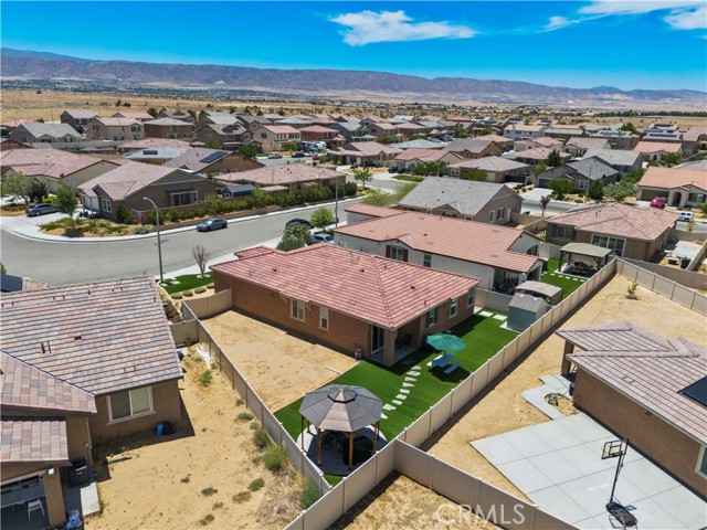 5025 W Avenue J6, Lancaster CA: https://media.crmls.org/medias/d737f60e-97ca-458b-8526-ee92175a8009.jpg