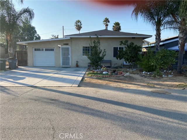 Detail Gallery Image 1 of 27 For 31183 Illinois St, Lake Elsinore,  CA 92530 - 3 Beds | 2 Baths