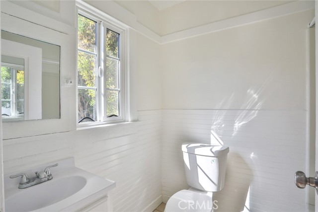 Detail Gallery Image 26 of 34 For 2867 Edgehill Dr, Los Angeles,  CA 90018 - – Beds | – Baths