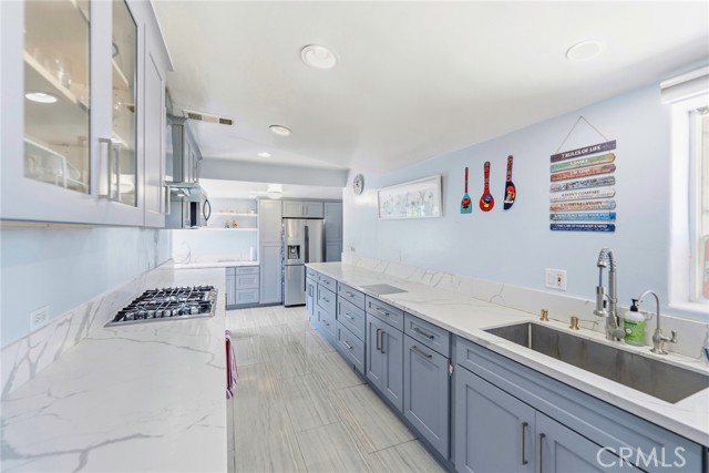 Detail Gallery Image 17 of 51 For 9546 Cecilia, Downey,  CA 90241 - 4 Beds | 2 Baths