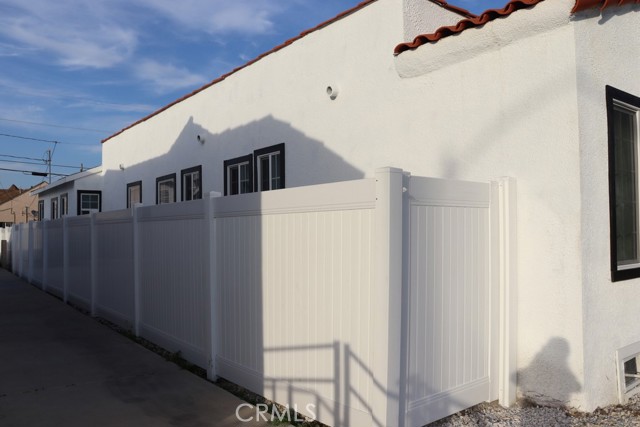 Detail Gallery Image 50 of 75 For 1917 W 74th, Los Angeles,  CA 90047 - 4 Beds | 3 Baths