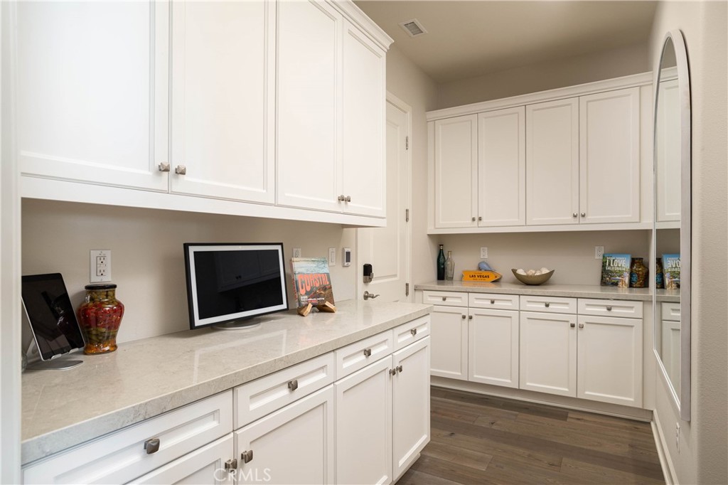 MLS #OC26106491 image #38