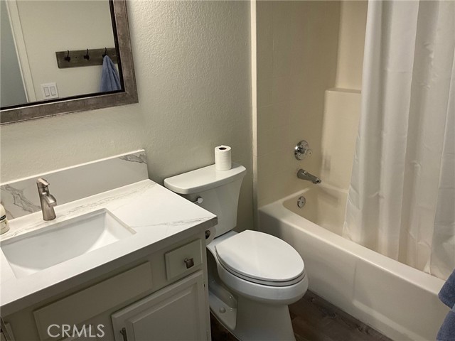 Detail Gallery Image 15 of 19 For 39513 Oak Cliff Dr, Temecula,  CA 92591 - 3 Beds | 2 Baths