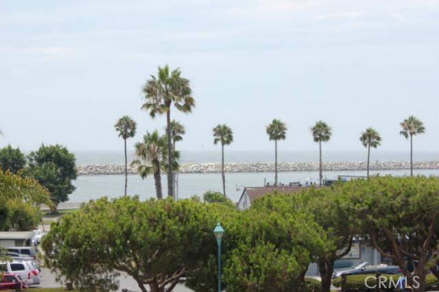 140 The Village, Redondo Beach, California 90277, 1 Bedroom Bedrooms, ,1 BathroomBathrooms,Residential,Sold,The Village,SB14184276