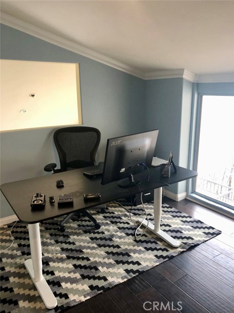 555 Esplanade, Redondo Beach CA: https://media.crmls.org/medias/d73cd7d7-53f6-460d-b92a-03e8823b4b83.jpg