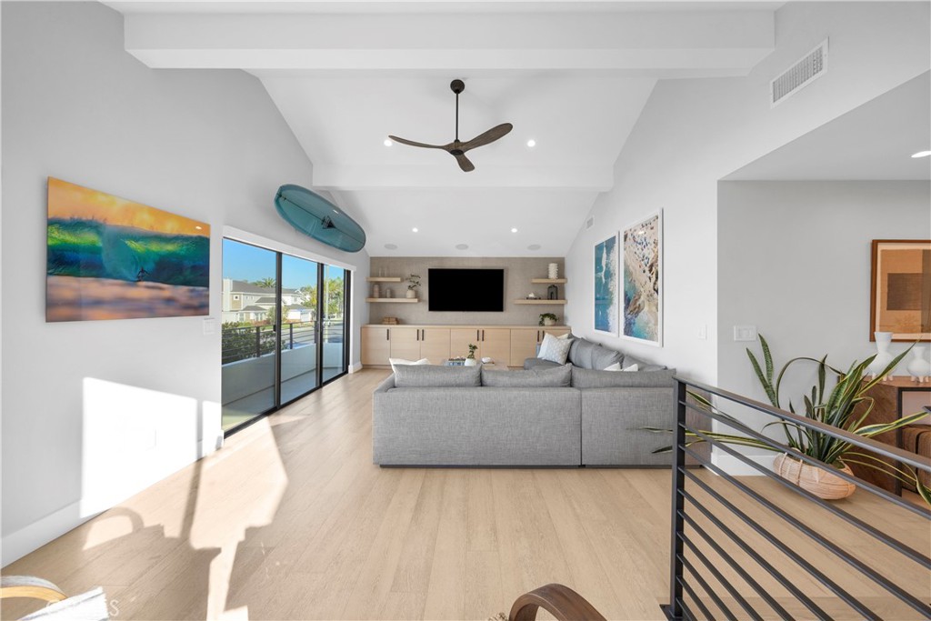 MLS #OC25265999 image #31