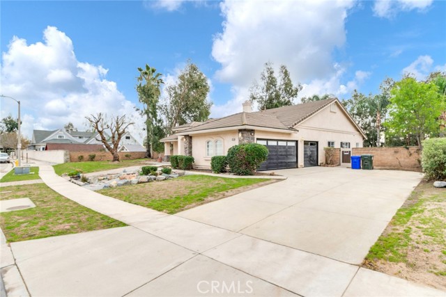 Detail Gallery Image 2 of 31 For 13251 Brookfield, Rancho Cucamonga,  CA 91739 - 4 Beds | 2 Baths