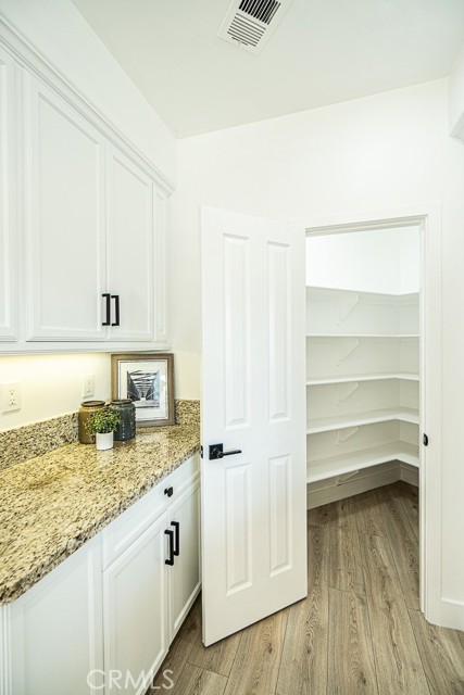 Detail Gallery Image 9 of 31 For 15205 Providence Way, Tustin,  CA 92782 - 2 Beds | 2 Baths