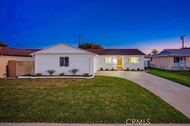 Detail Gallery Image 2 of 41 For 8940 Comet Cir, Westminster,  CA 92683 - 3 Beds | 2 Baths