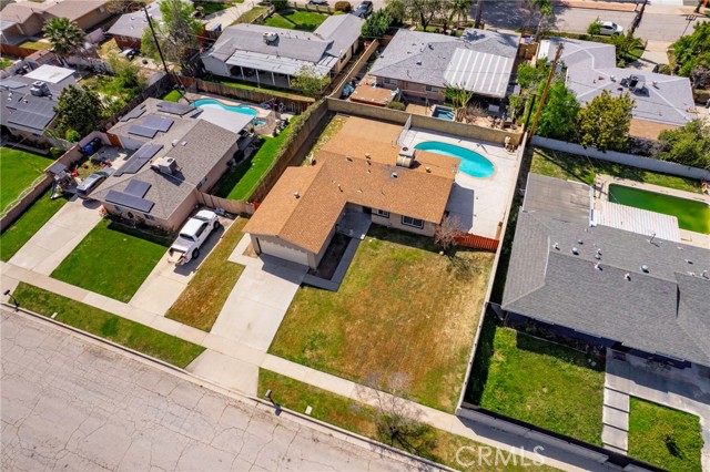 Detail Gallery Image 5 of 26 For 1494 Blythe, Highland,  CA 92346 - 3 Beds | 1/1 Baths