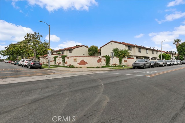 Detail Gallery Image 20 of 46 For 1102 San Juan St #B,  Tustin,  CA 92780 - 2 Beds | 2/1 Baths