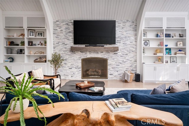 Detail Gallery Image 18 of 71 For 28933 Wagon Rd, Agoura Hills,  CA 91301 - 4 Beds | 5 Baths