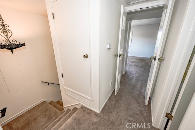 851 Misty Isle Drive, Glendale CA: https://media.crmls.org/medias/d7467843-e17e-47e9-a825-35042a3df448.jpg