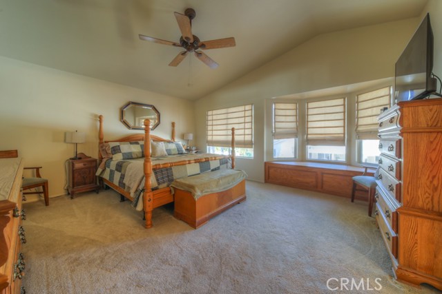 Image 27 of 75 For 25220 Corte Sur