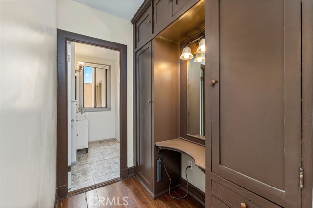 315 W 3rd Street, Long Beach CA: https://media.crmls.org/medias/d746ff44-c131-483e-b634-1d62e4b5dd4a.jpg