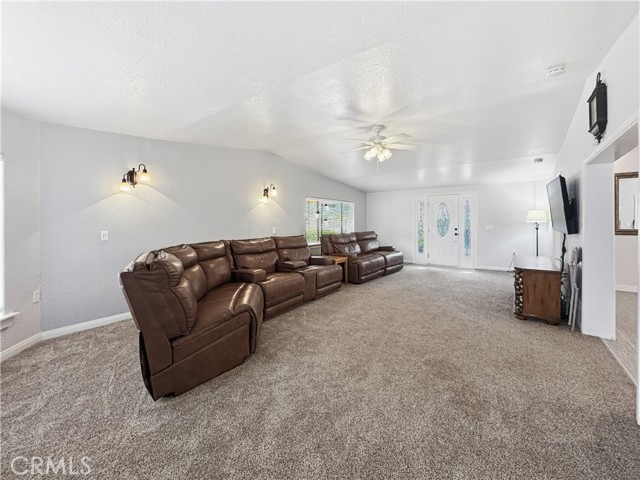 Detail Gallery Image 9 of 36 For 340 Rocky, Bodfish,  CA 93205 - 3 Beds | 2 Baths