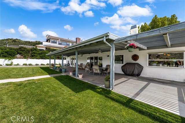 36608 Oak Ridge Drive, Yucaipa CA: https://media.crmls.org/medias/d74822e4-5d44-4bdd-9dcd-d179f554733b.jpg