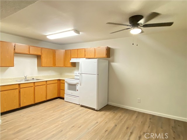 Image 3 of 8 For 1620 Euclid Avenue A-4