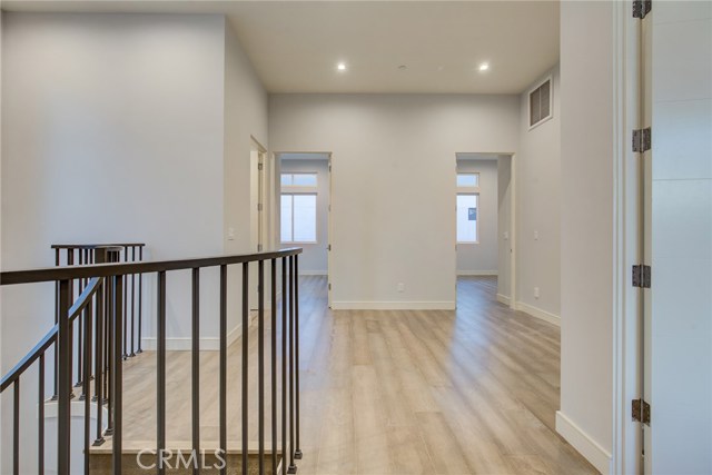 206 Juanita Avenue, Redondo Beach, California 90277, 4 Bedrooms Bedrooms, ,3 BathroomsBathrooms,Residential,Sold,Juanita,PV20030908