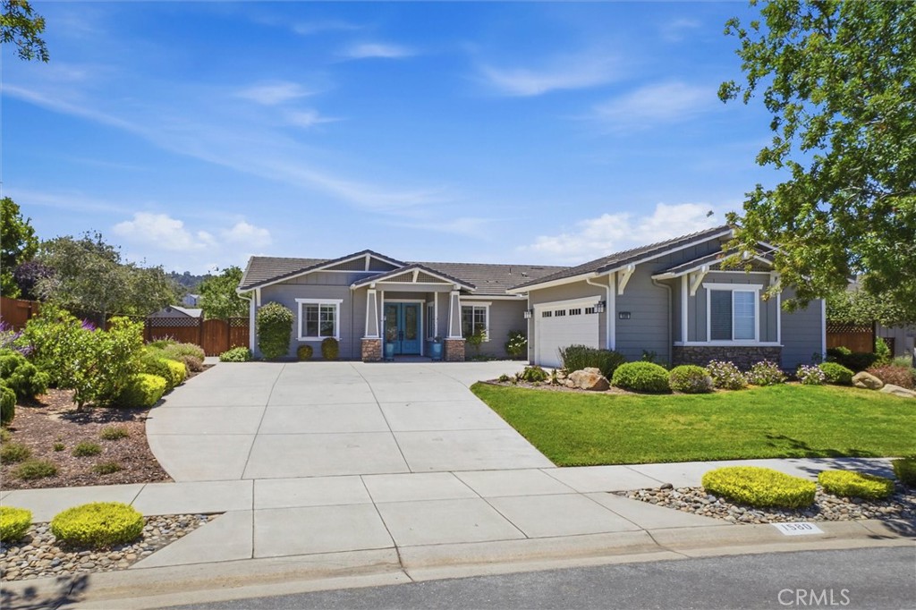 1580 Black Oak