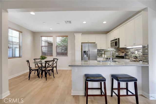 Detail Gallery Image 15 of 43 For 908 N Alameda Ave, Azusa,  CA 91702 - 3 Beds | 2/1 Baths