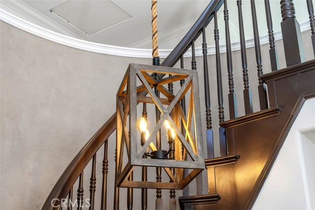 Image 18 of 58 For 65 Castletree