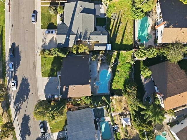 Image 62 of 72 For 6266 Shaker  