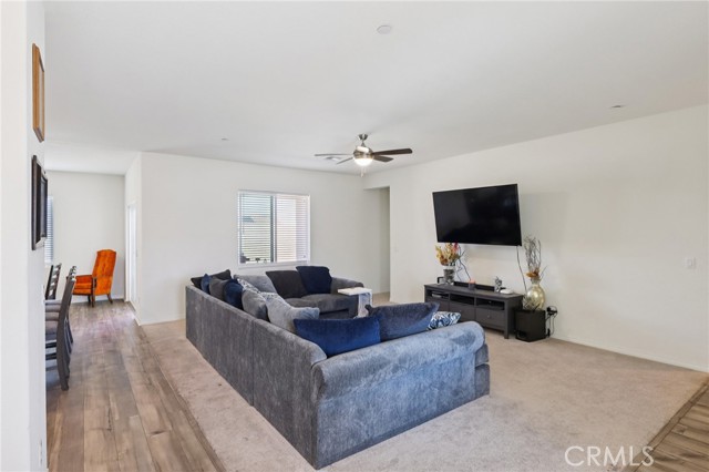 Detail Gallery Image 3 of 15 For 12308 Verano St, Victorville,  CA 92392 - 4 Beds | 2 Baths