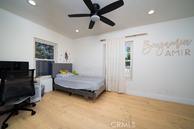 9808 Downey Avenue, Downey CA: https://media.crmls.org/medias/d74c4743-ac9b-4859-8c3c-cb646cd8ef56.jpg