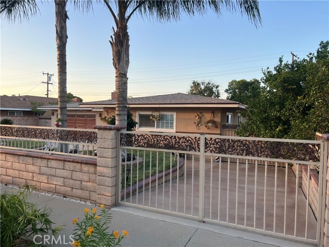 431 E Citron St, Corona, CA 92879