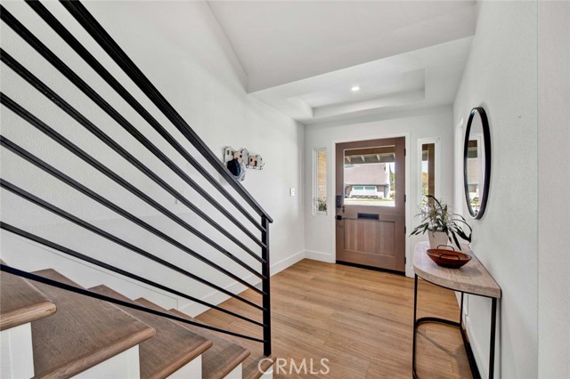 Detail Gallery Image 3 of 63 For 21921 Starfire Ln, Huntington Beach,  CA 92646 - 4 Beds | 4 Baths