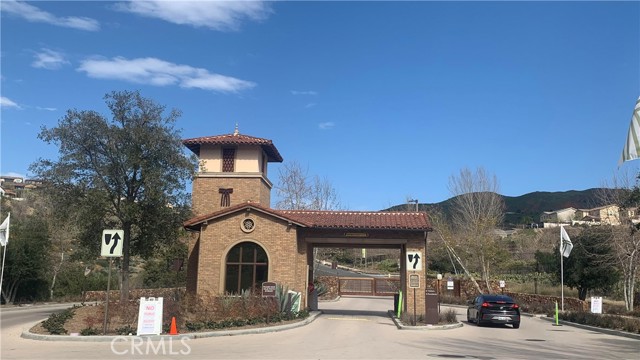 MLS# SW23028935